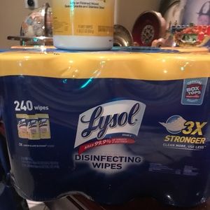 Disinfectant wipes